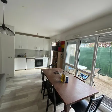 Proche De Paris Apartamento Saint-Denis-en-Margeride