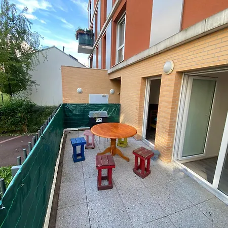 Proche De Paris Apartamento *